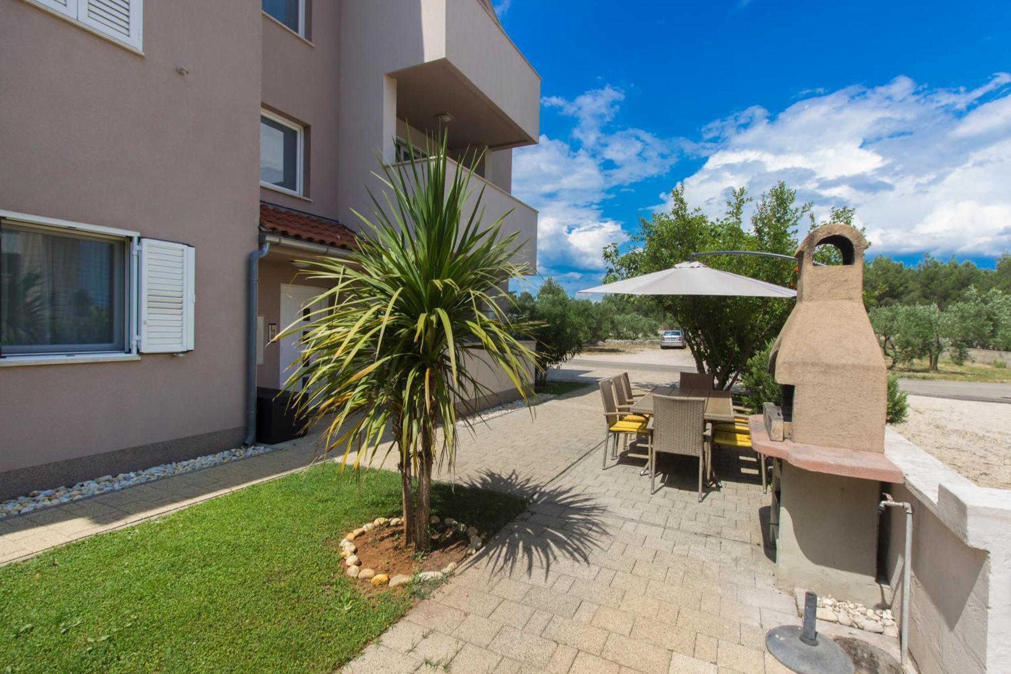 Apartmani Gnjidic Srima Exterior photo